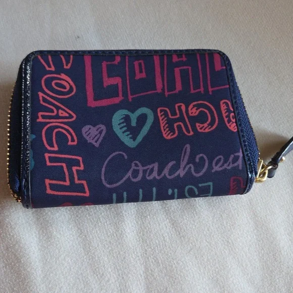 COACH Card Case - Picture 4 of 11